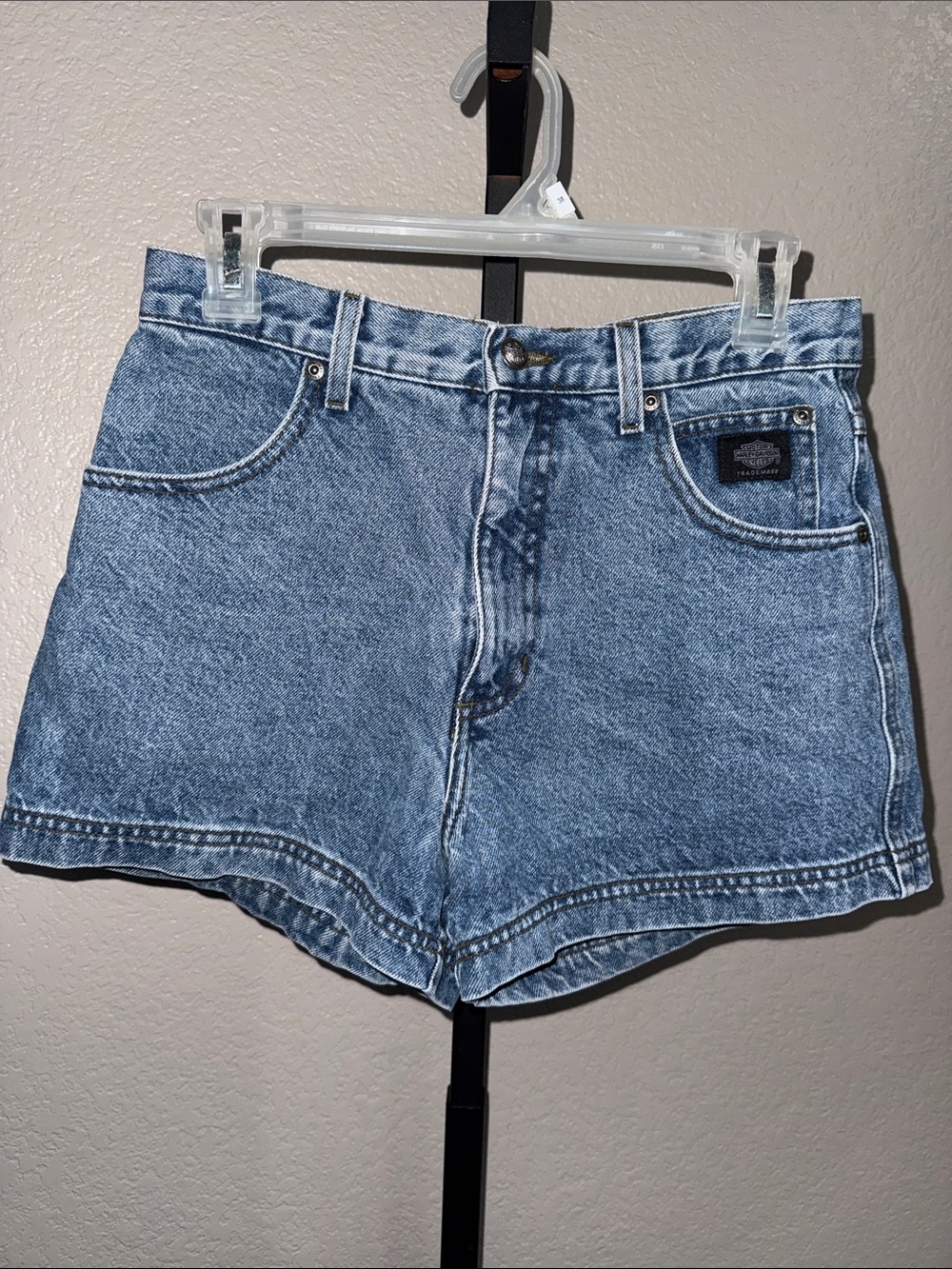 Harley Davidson Vintage Light Wash Denim Shorts with Patch Logo size 6